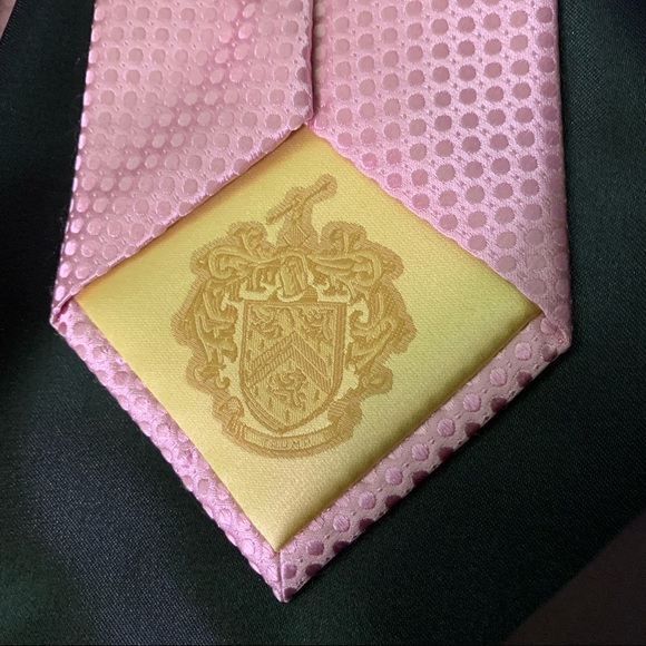 Donald J Trump Tie Pink One Size - Picture 4 of 5